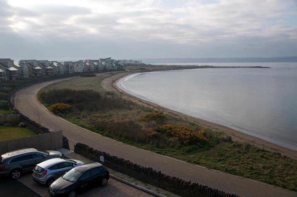 Traeth Bychan Apartment Llanelli Eksteriør bilde